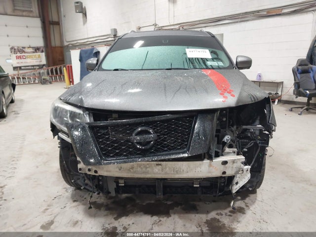 Nissan Pathfinder Sl