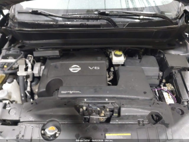 Nissan Pathfinder Sl