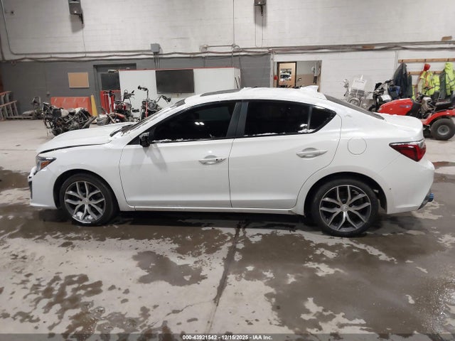 Acura ILX
