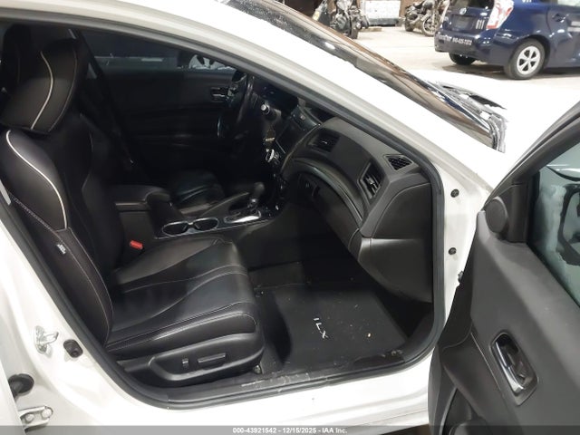 Acura ILX