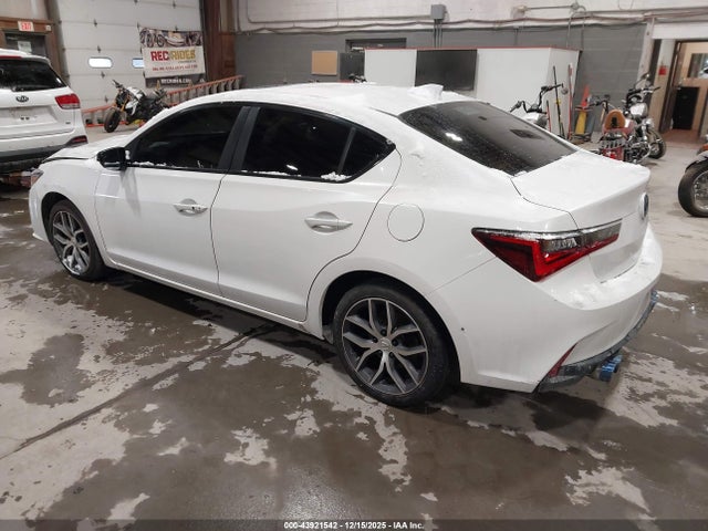 Acura ILX