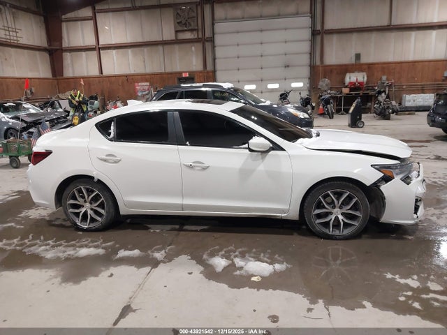 Acura ILX