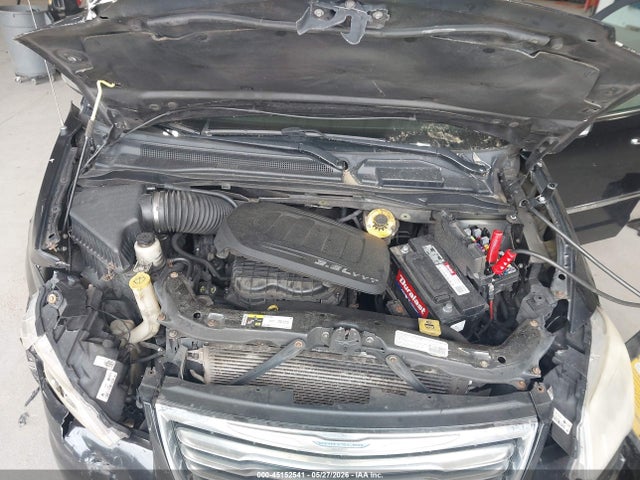Chrysler Town & Country Limited