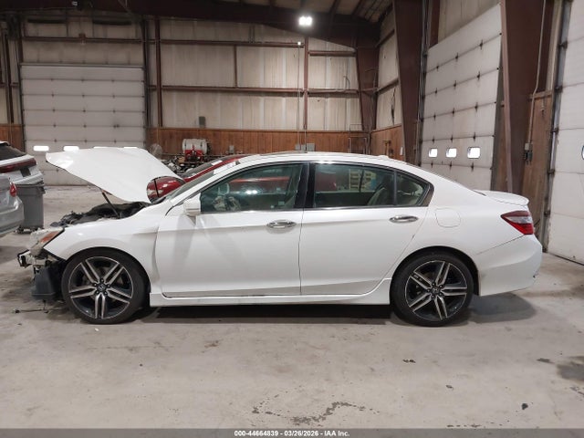 Honda Accord Touring V6