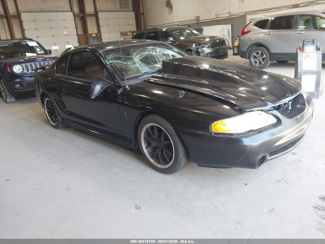 Salvage Ford Mustang Image
