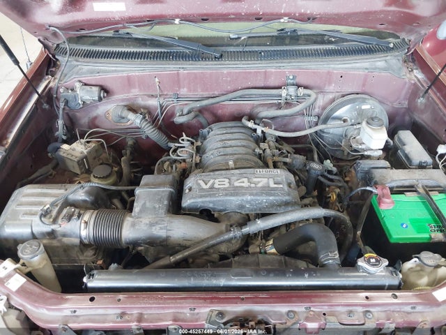 Toyota Tundra Sr5 V8
