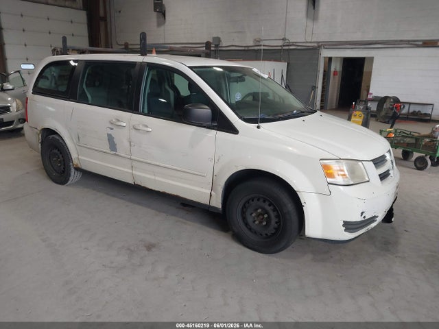 Salvage Dodge Grand Caravan Image