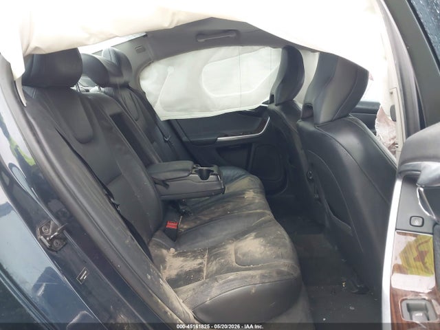 Volvo S60 T5