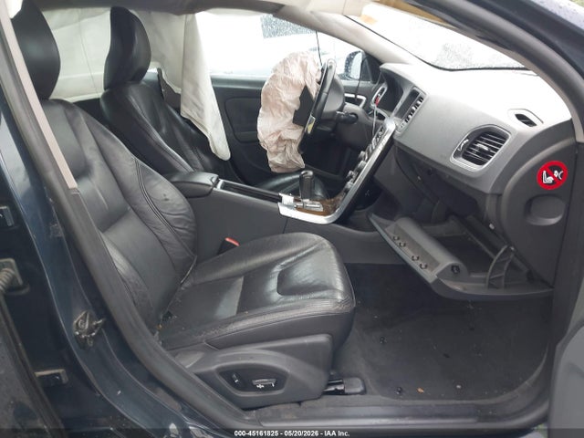Volvo S60 T5
