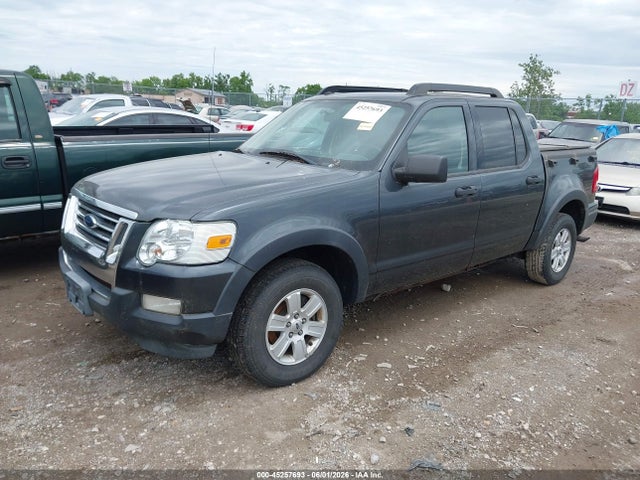Ford Explorer Xlt