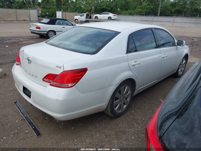 Toyota Avalon Xls