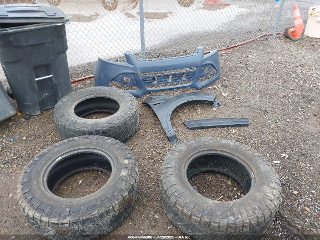 Ford Escape S