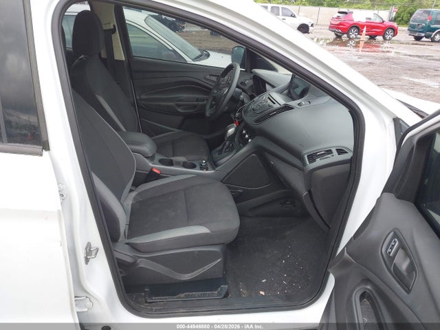 Ford Escape S