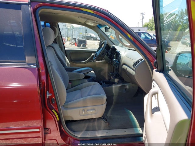 Toyota Sequoia Sr5 V8