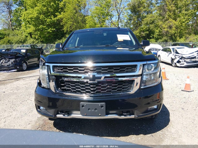 Chevrolet Suburban Lt