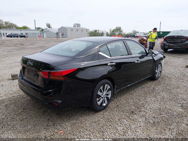 Nissan Altima S Fwd