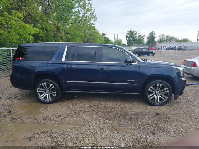 GMC Yukon Denali