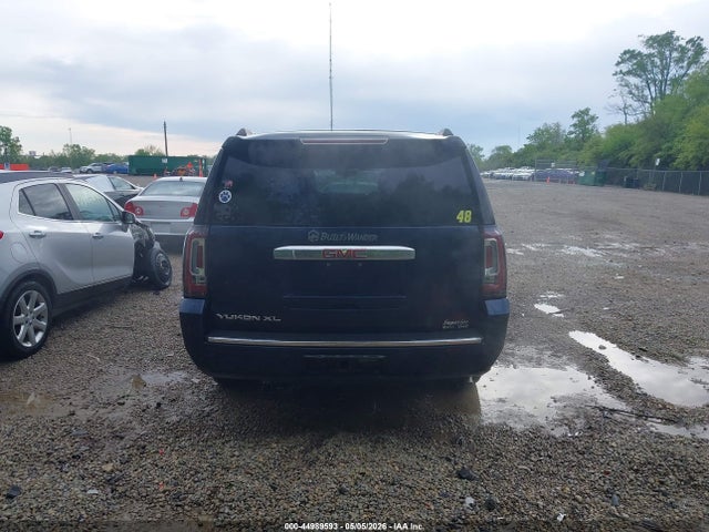 GMC Yukon Denali