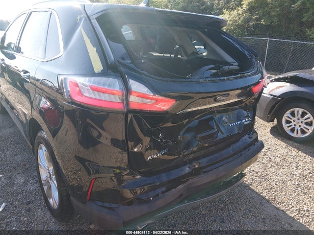 Ford Edge Titanium