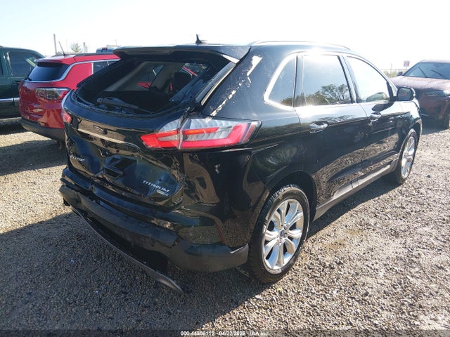 Ford Edge Titanium