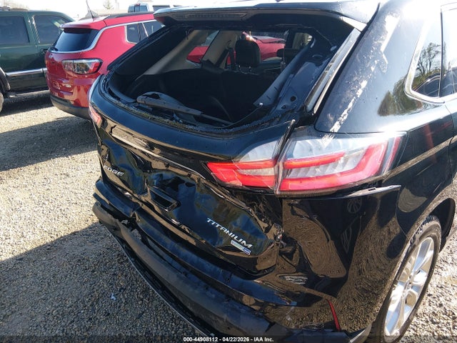 Ford Edge Titanium