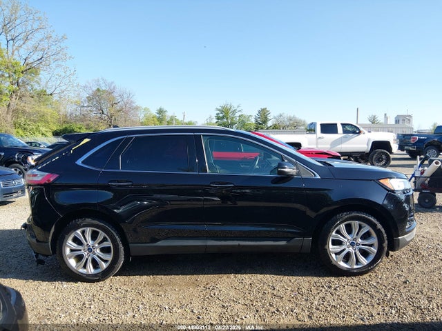 Ford Edge Titanium
