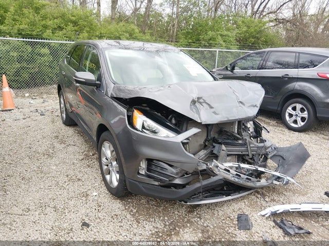 Salvage Ford Edge Image
