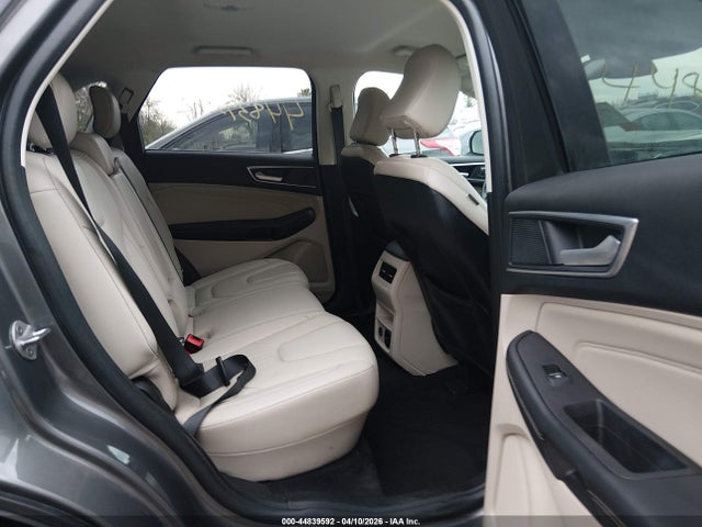 Ford Edge Titanium