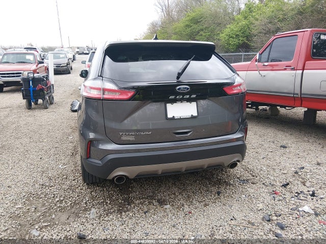 Ford Edge Titanium