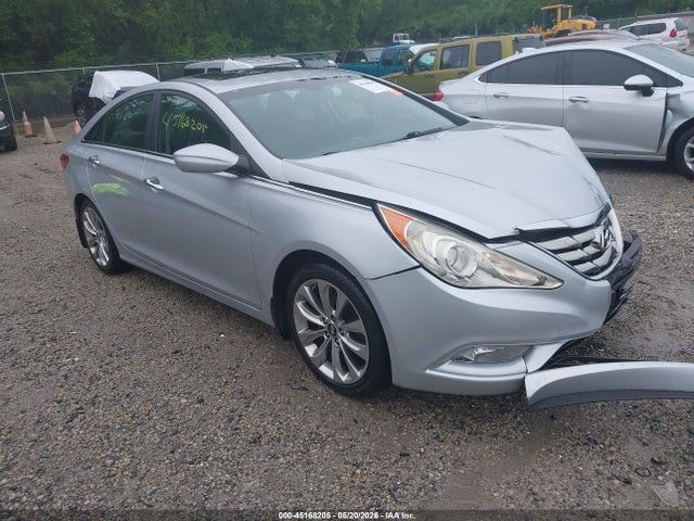 Salvage Hyundai SONATA Image