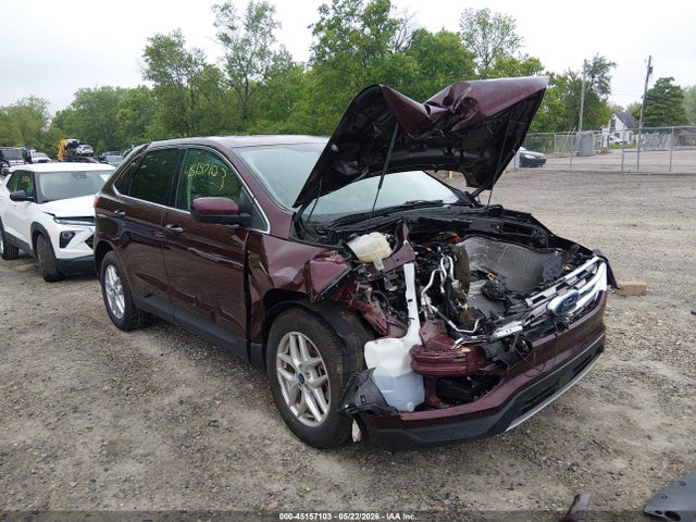 Salvage Ford Edge Image