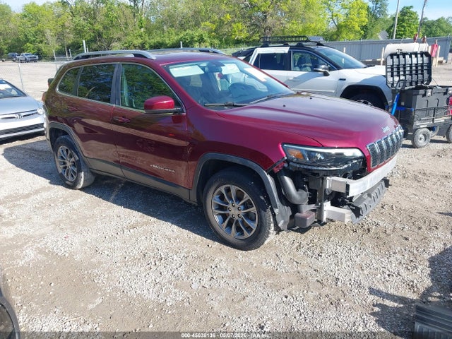 Salvage Jeep Cherokee Image