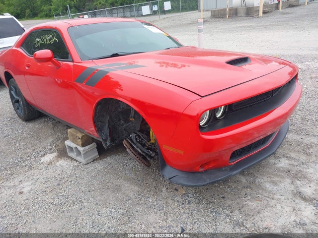 Salvage Dodge Challenger Image