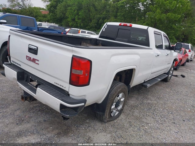 General Motors Sierra 3500HD Denali