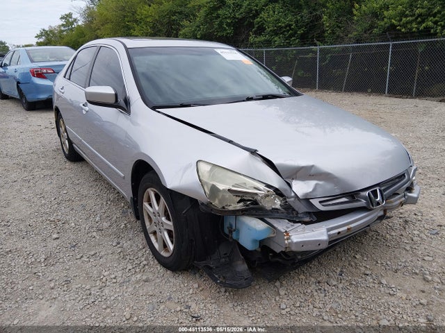 Salvage Honda Accord Image