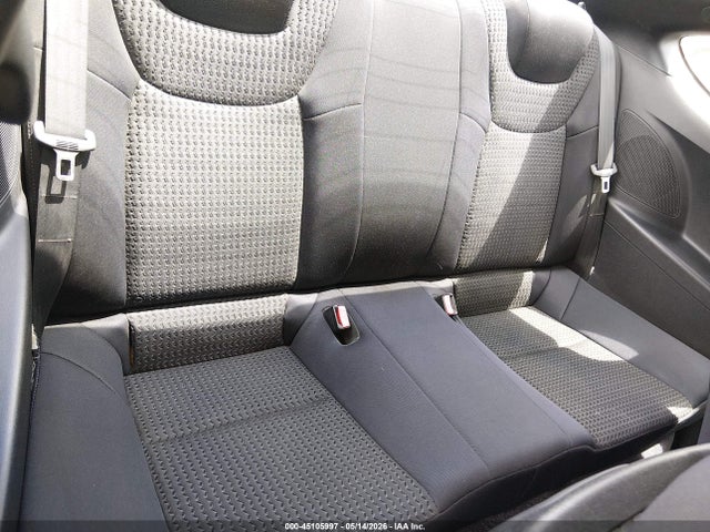 Hyundai Genesis 2.0t Premium