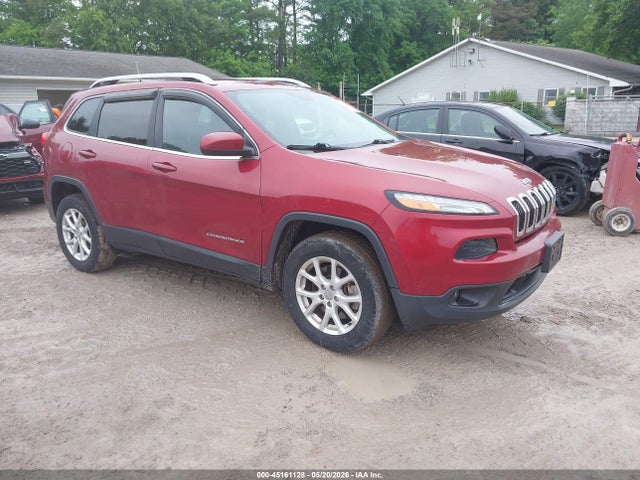 Salvage Jeep Cherokee Image
