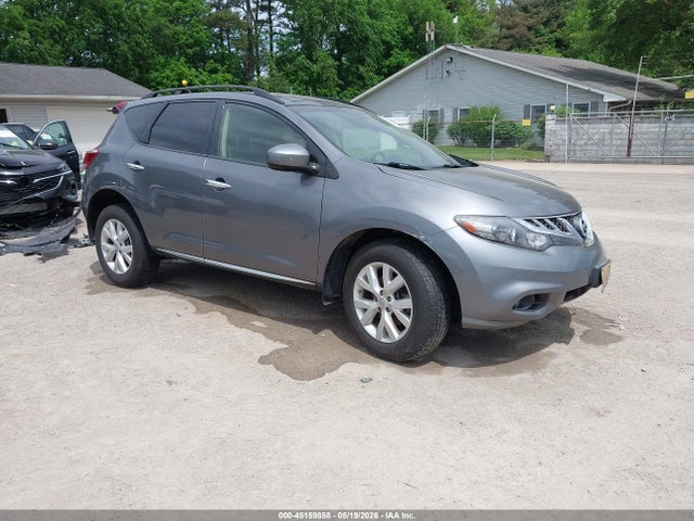 Salvage Nissan Murano Image