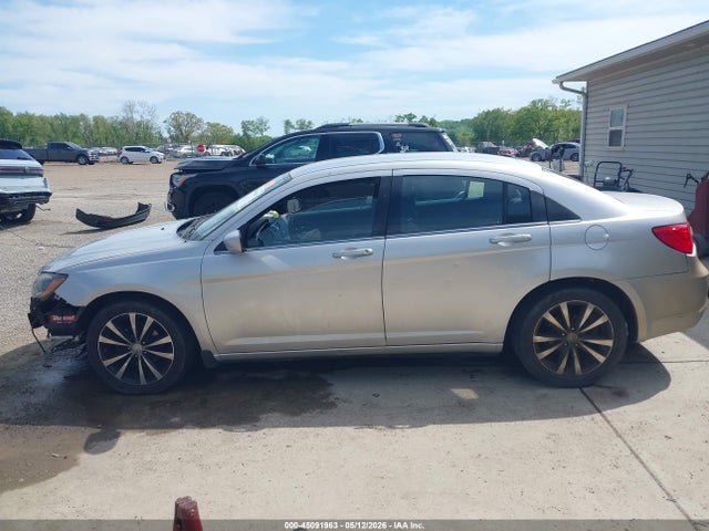 Chrysler 200 Touring