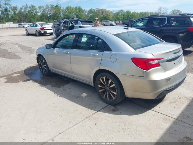 Chrysler 200 Touring