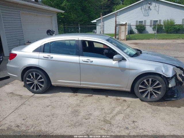 Chrysler 200 Touring