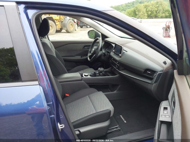 Nissan Rogue S Intelligent Awd