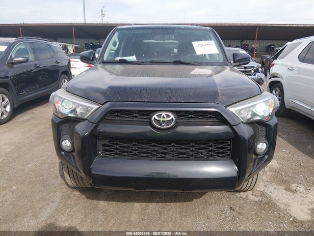 Toyota 4Runner Sr5