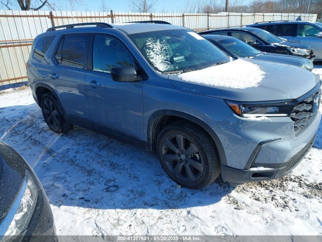 Salvage Honda Pilot Image