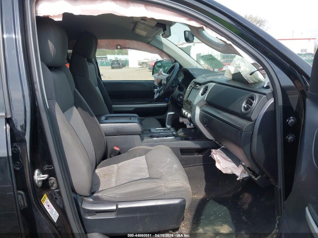 Toyota Tundra Sr5 5.7l V8