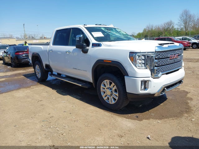 Salvage General Motors Sierra 2500HD Image