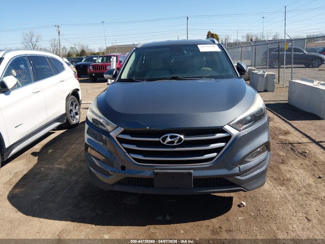 Hyundai TUCSON Se
