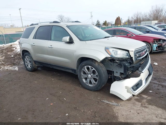 Salvage GMC Acadia Image