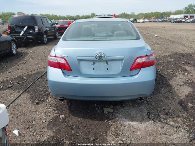 Toyota Camry Xle V6