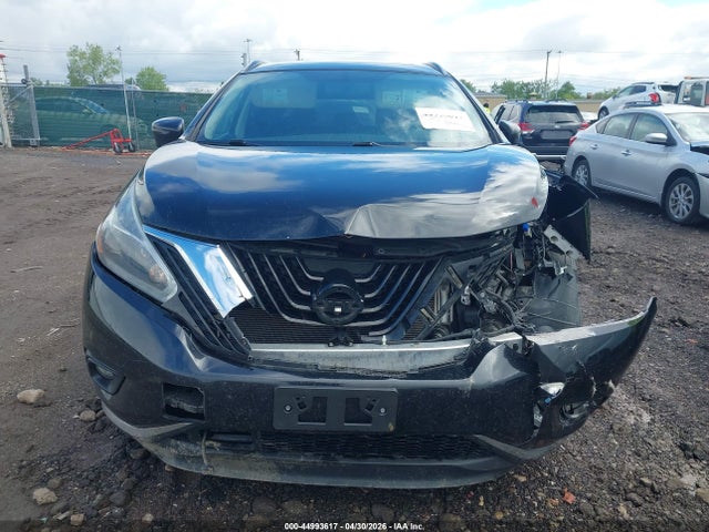 Nissan Murano Sv